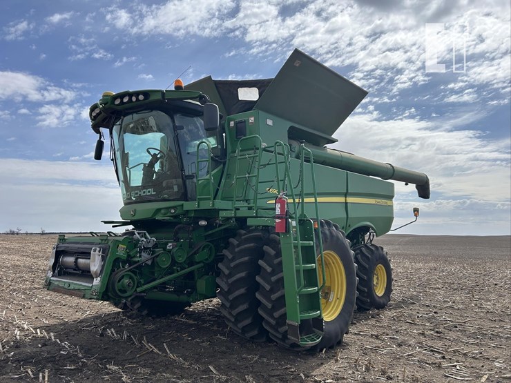 2012-john-deere-s690-image-1