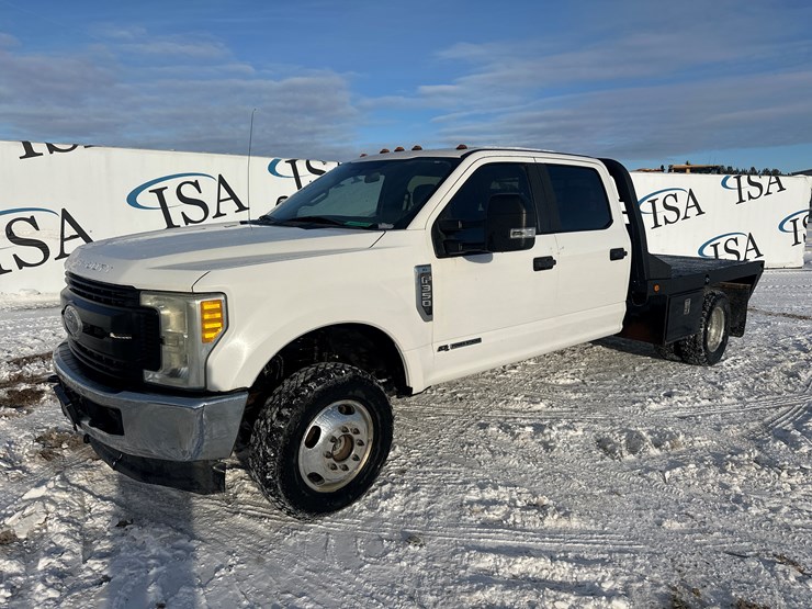 2017-ford-f350-image-1