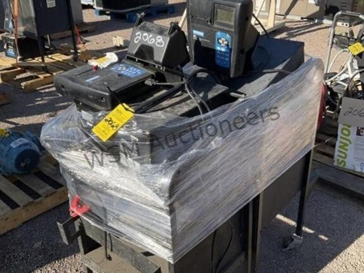 (2)-midtronics-battery-&-electrical-testers-image-1