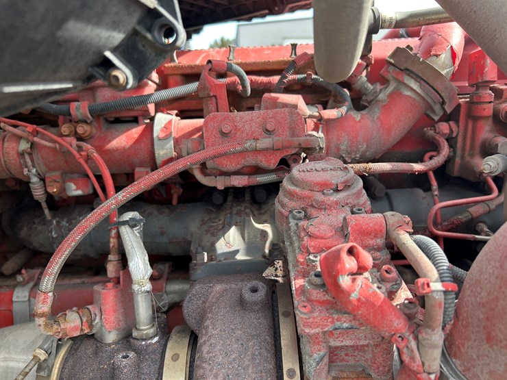 2017-kenworth-t680-image-57