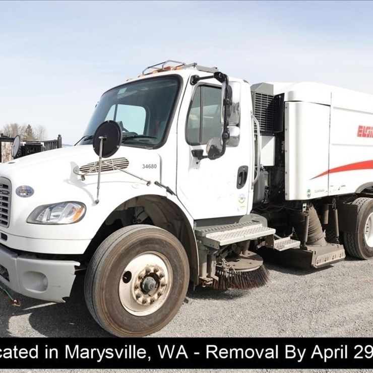 2020 FREIGHTLINER M2 106