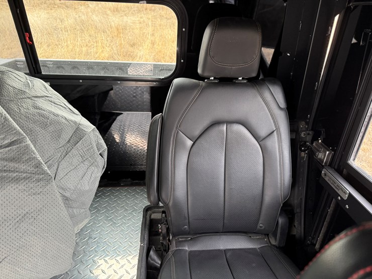 #2246-•-2001-american-general-4x4-hummer-image-30