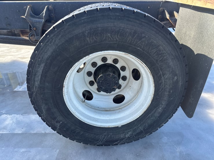 2012-ford-f650-image-50