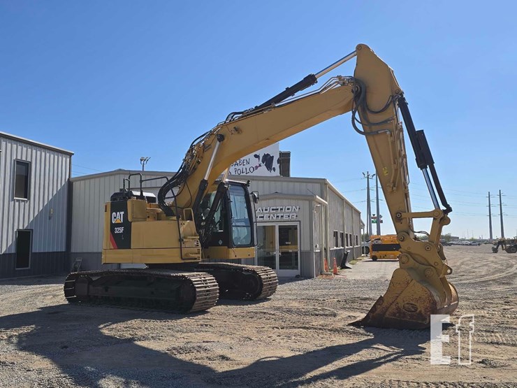 2019-caterpillar-325flcr-image-2