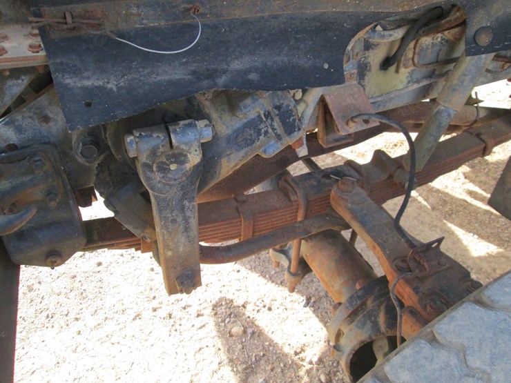 1981-international-s1800-image-25