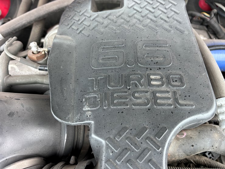 2003-gmc-3500-image-57