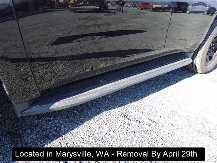 2018-chevrolet-tahoe-image-18