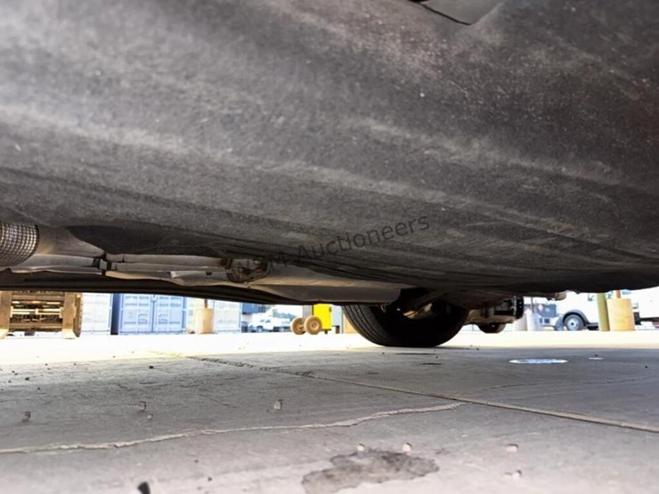 2021-ford-explorer-image-26