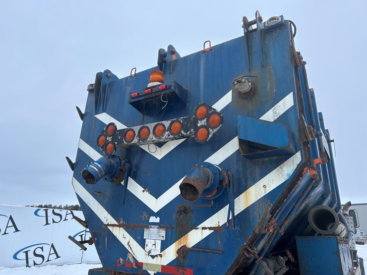 1990-ford-l9000-image-19