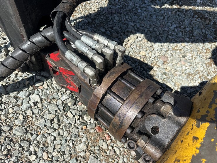 2007-timberpro-tf830-image-27