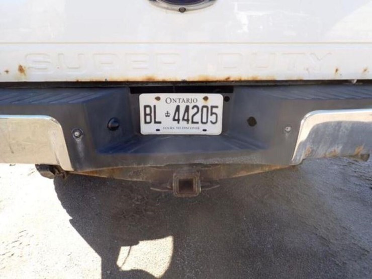 2015-ford-f350-image-35