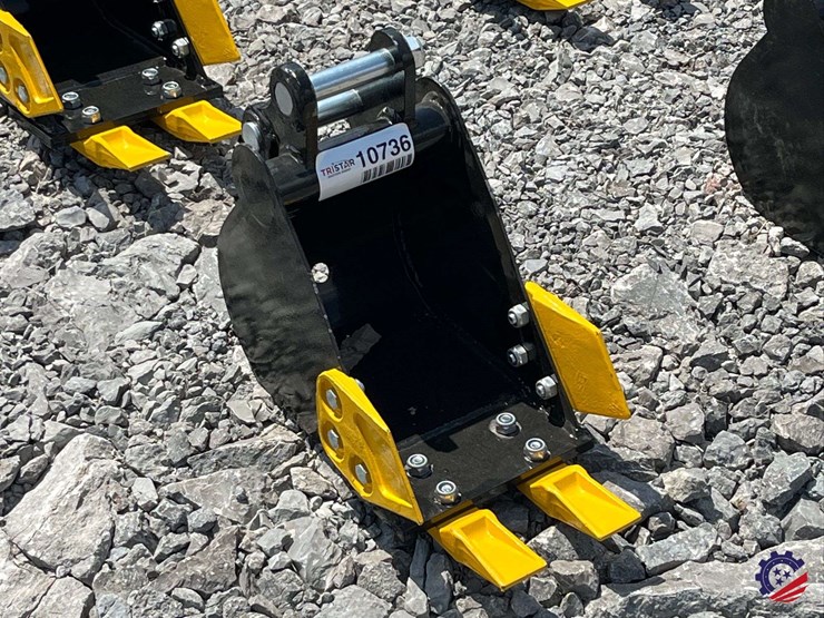 unused-2026-ce-8"-toothed-bucket-image-7