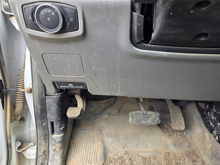 2017-ford-f350-image-54