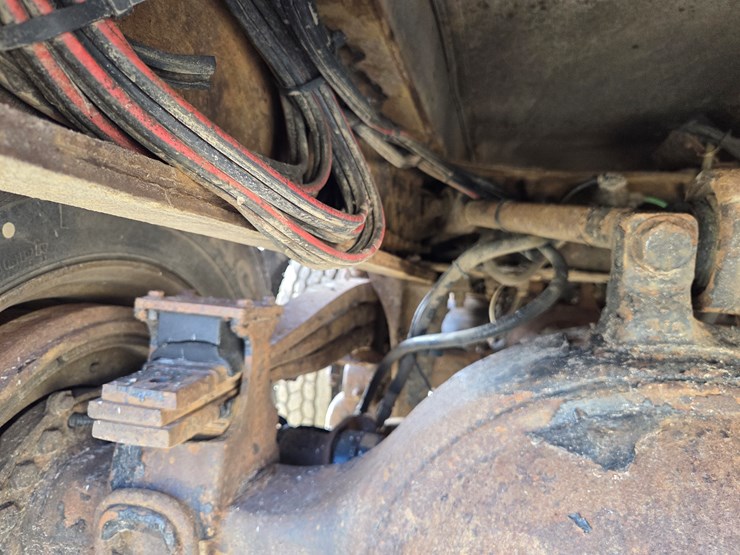 2005-massey-ferguson-8-image-39