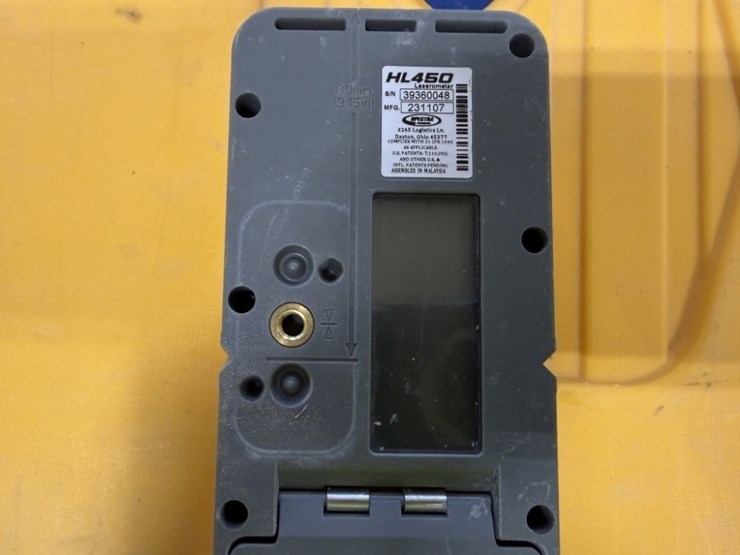 spectra-precision-ll300n-laser-level-image-11