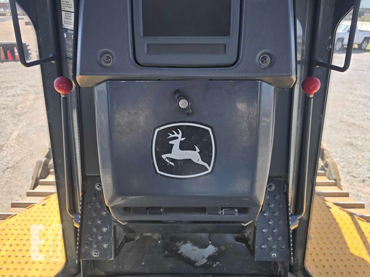 2018-deere-1050k-image-19