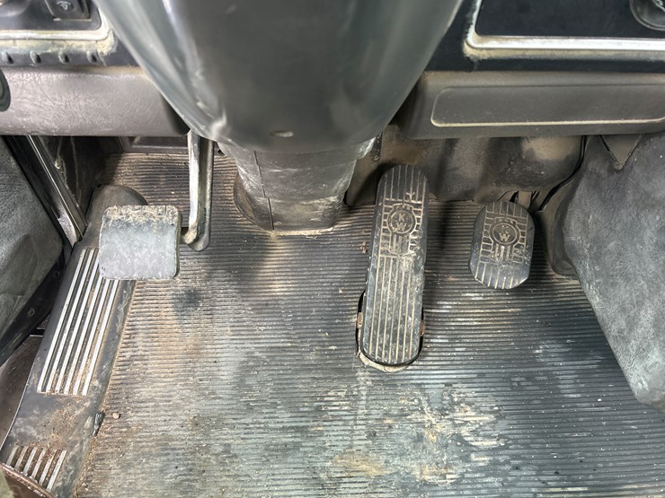 2007-kenworth-w900-image-69