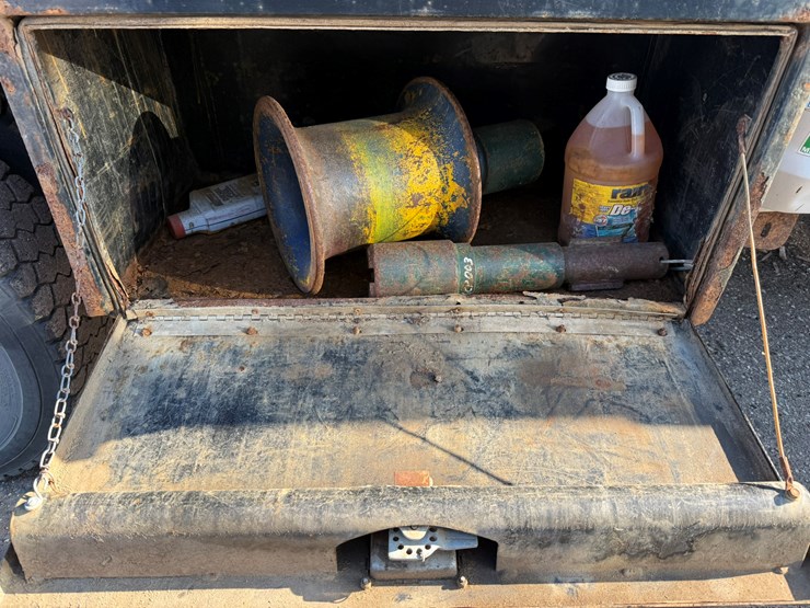 #2034-•-2012-ram-5500-heavy-duty-service-truck-image-30