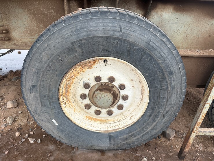 massey-ferguson-8-image-105