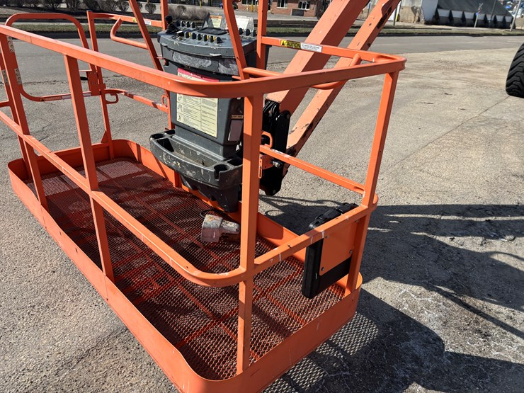 2007-jlg-1350sjp-image-49