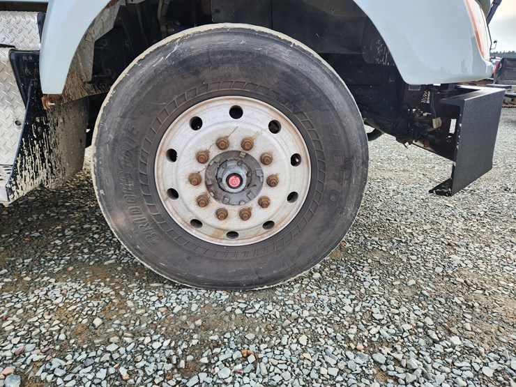 2016-kenworth-t400-image-96