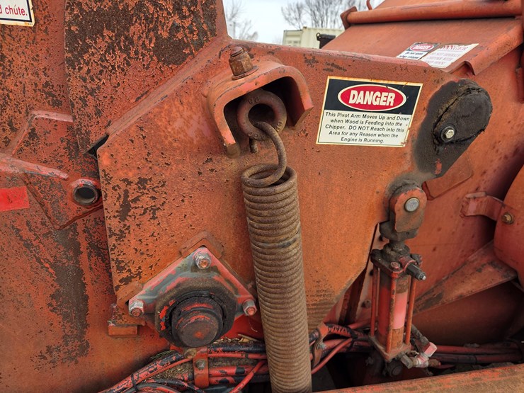 morbark-hurricane-2400xl-image-30