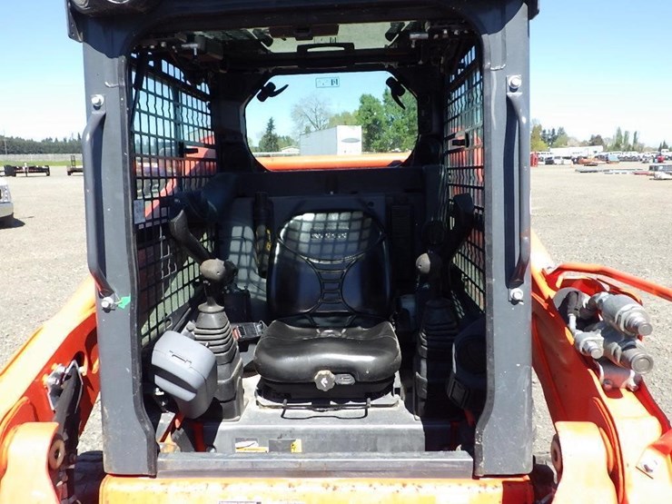 kubota-ssv65-image-21