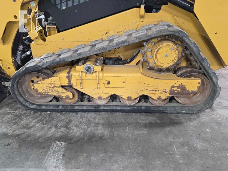 2023-caterpillar-259d3-image-27