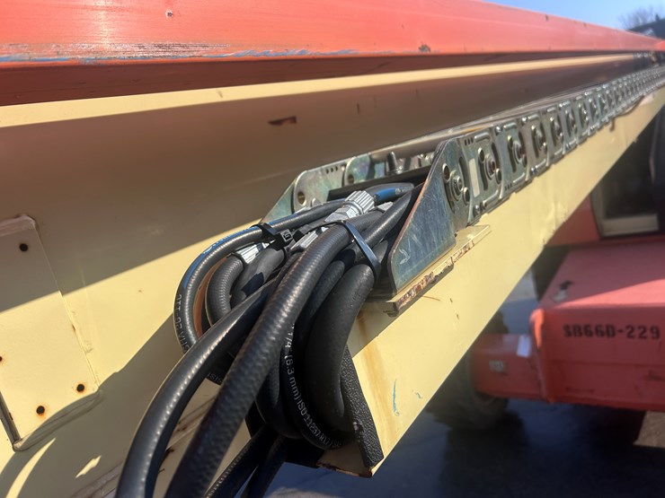 2011-jlg-660sj-image-39