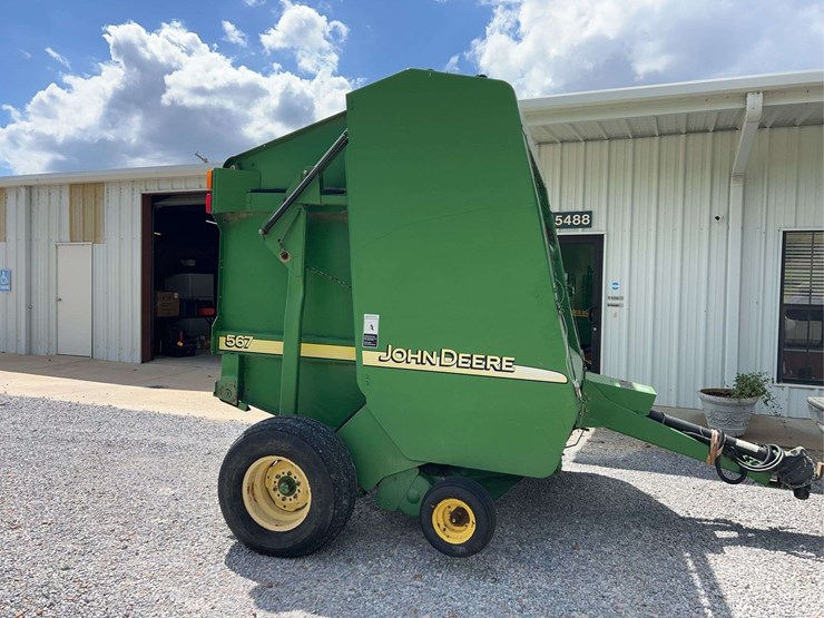 john-deere-567-image-1