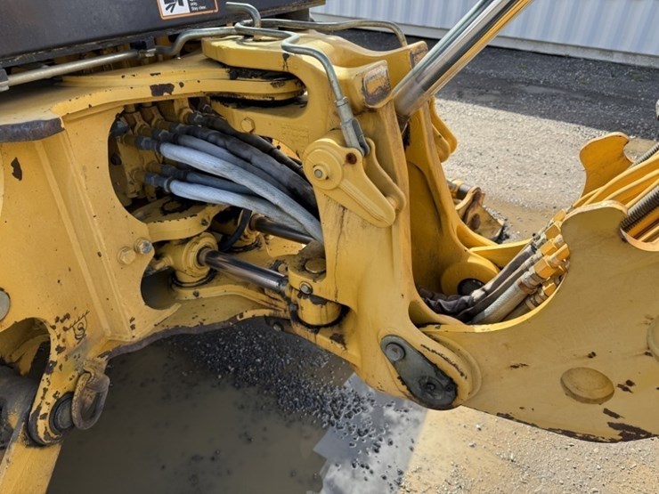 1997-deere-310e-image-22