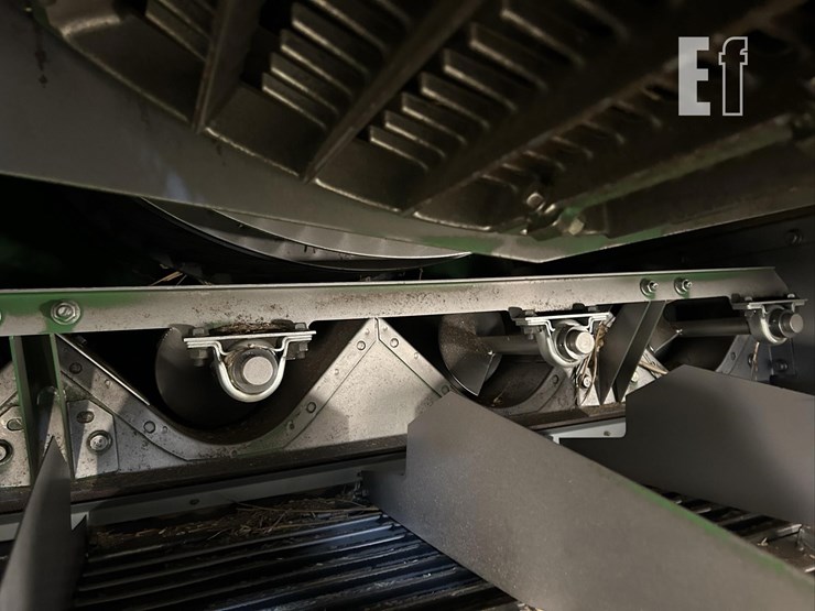 2012-john-deere-s690-image-25