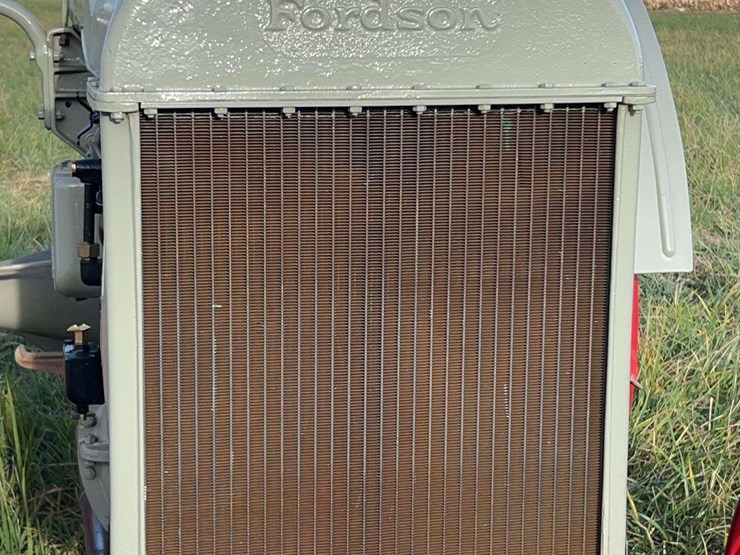 1923-fordson-tractor-image-9