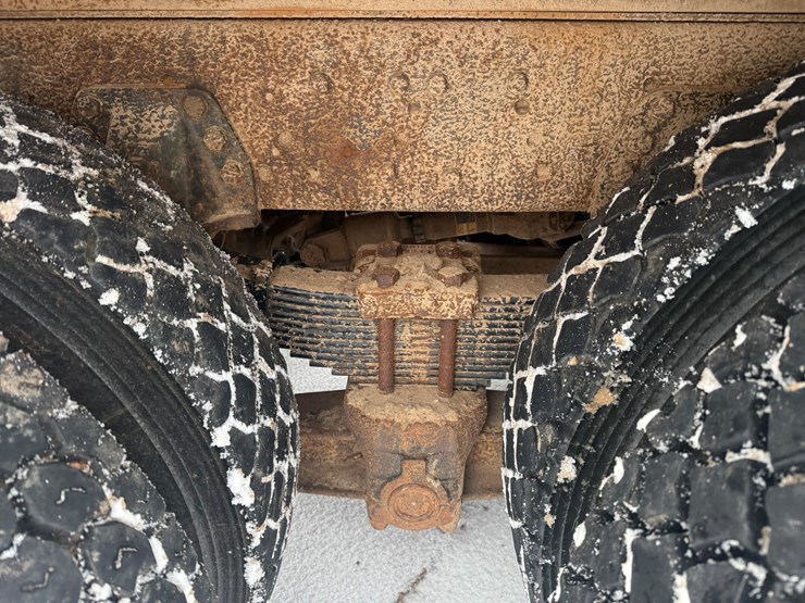 #1113-•-1990-ford-quad-axle-dump-truck-image-33