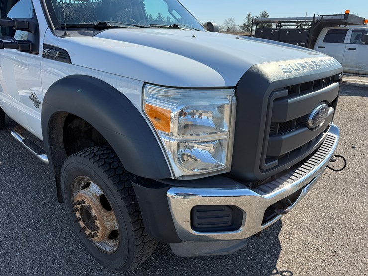 2014-ford-f550-xl-image-11