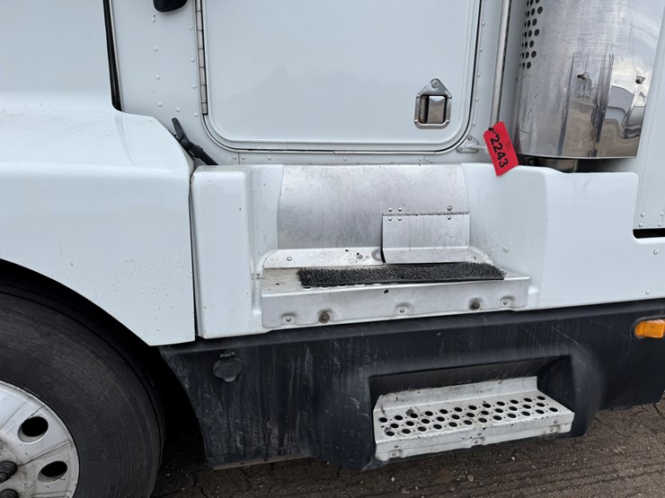 1995-kenworth-t600-image-11