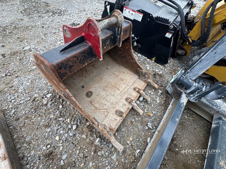 caterpillar-308-image-2