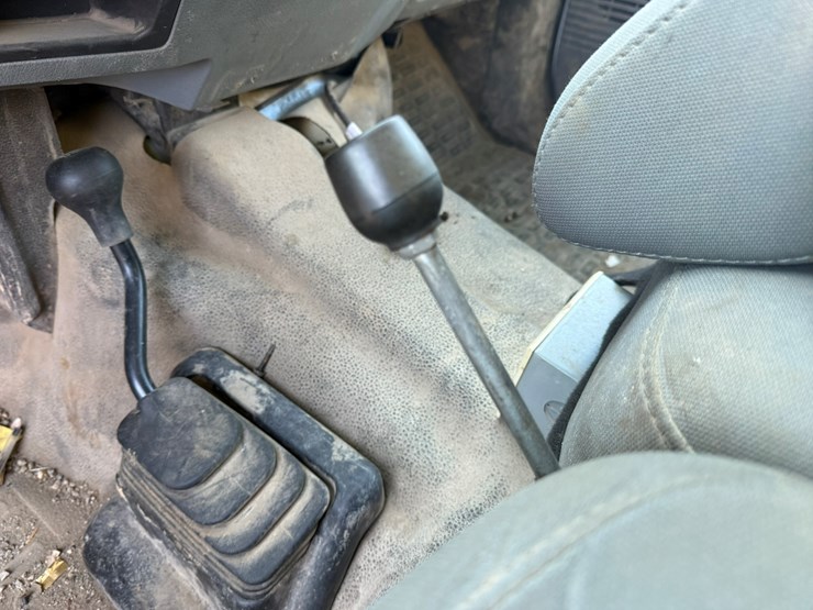 2012-ford-f550-xl-image-51