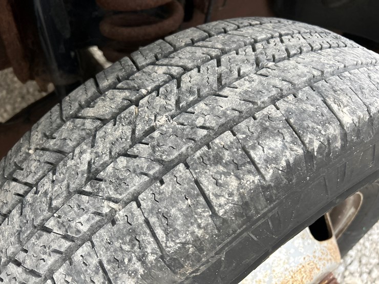 2011-ford-f350-image-51