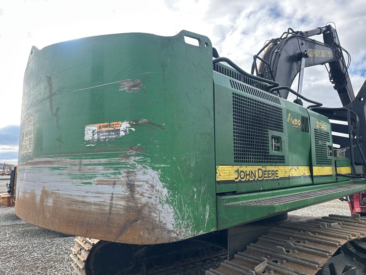 2016-deere-2154d-image-14