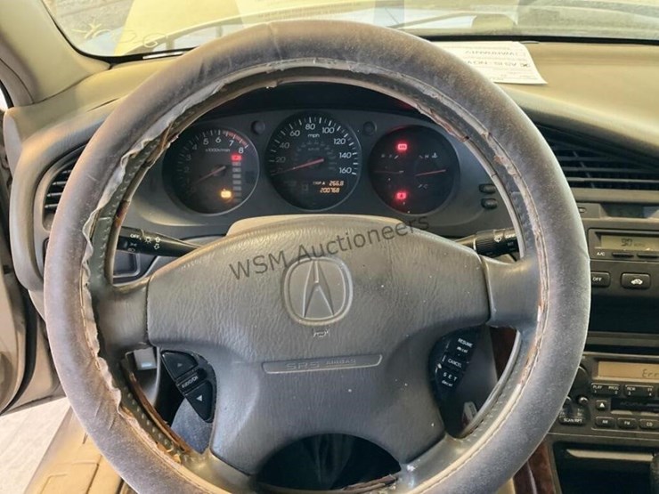 2001-acura-tl-3.2-sdn-image-15