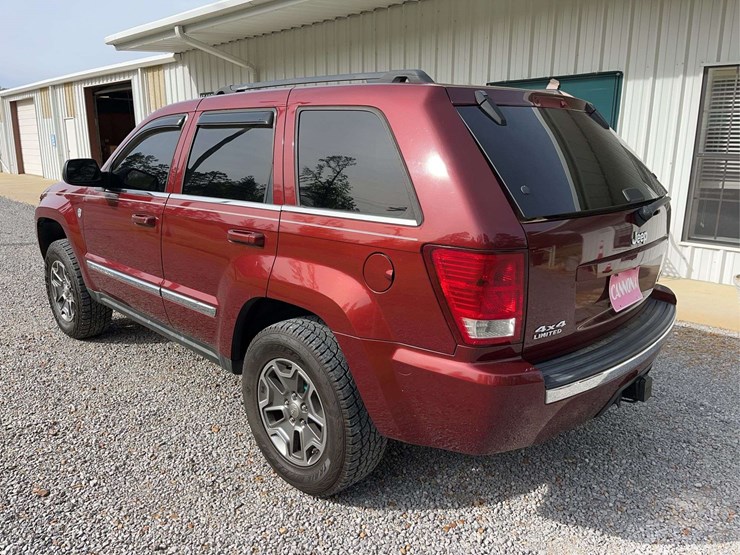 2007-jeep-grand-cherokee-image-10