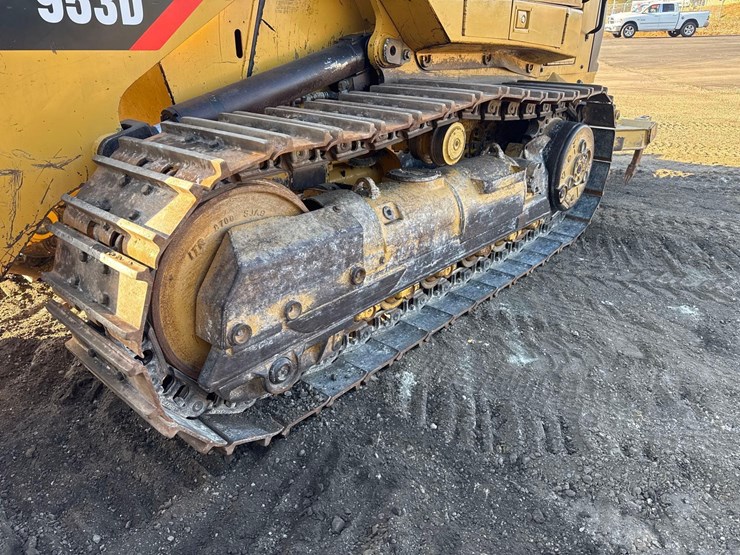 2008-caterpillar-953d-image-14