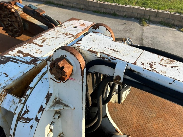 peterbilt-365-image-52