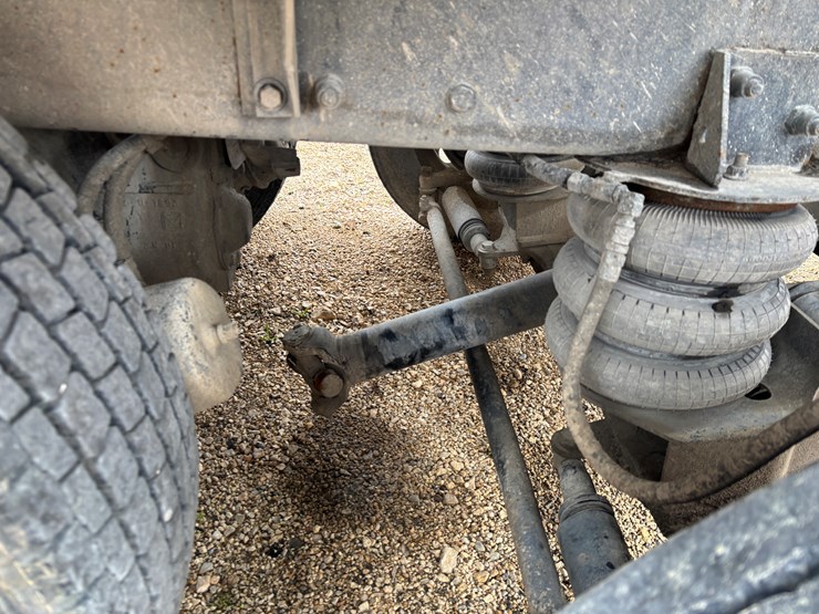 2004-kenworth-w900-image-89