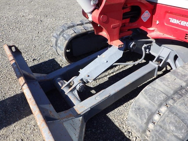 takeuchi-tb260-image-13