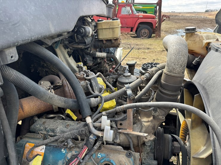 2007-international-durastar-4200-image-44