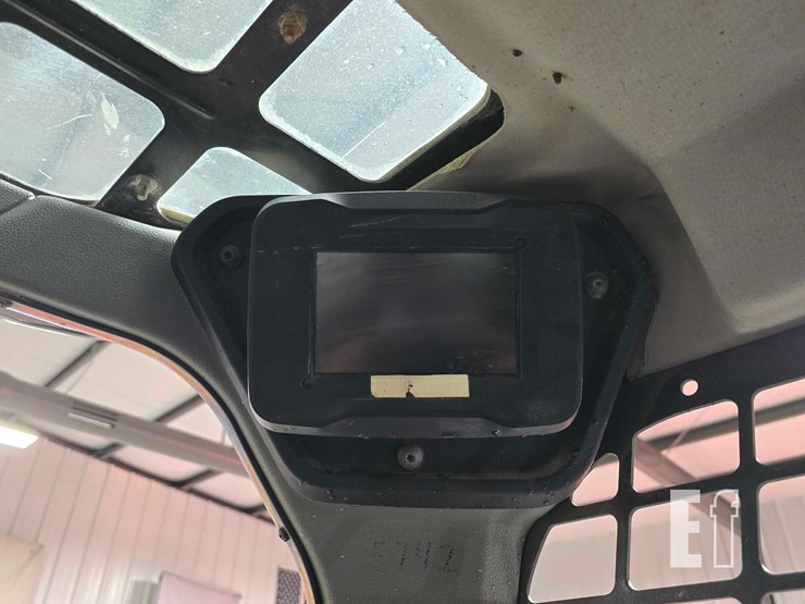 2020-bobcat-t76-image-19