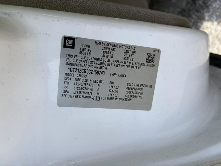 2012-gmc-sierra-2500-image-19