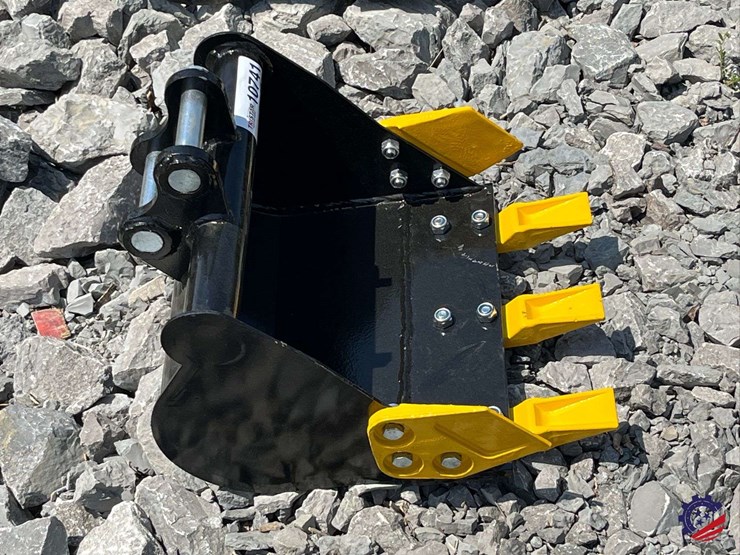 unused-2026-ce-16"-toothed-bucket-image-6